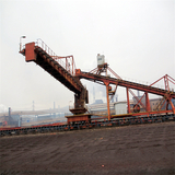 cantilever stacker for longitudinal stockyard