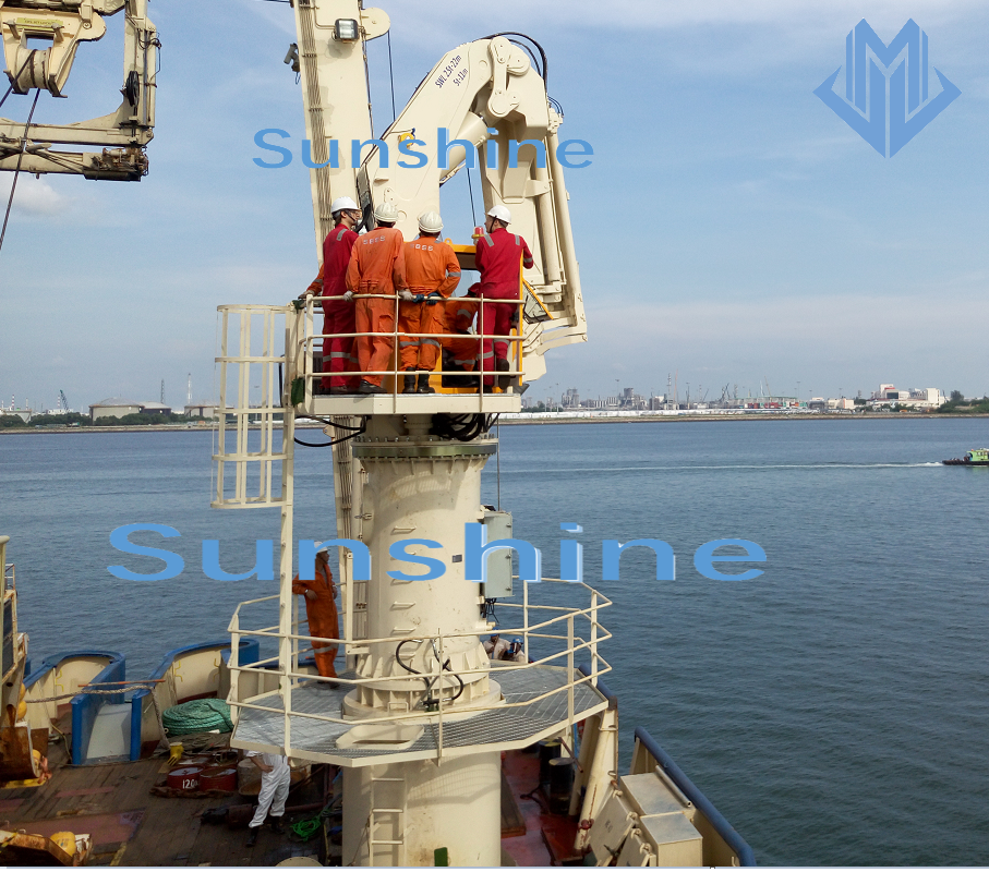 foldable marine crane and offshore crane